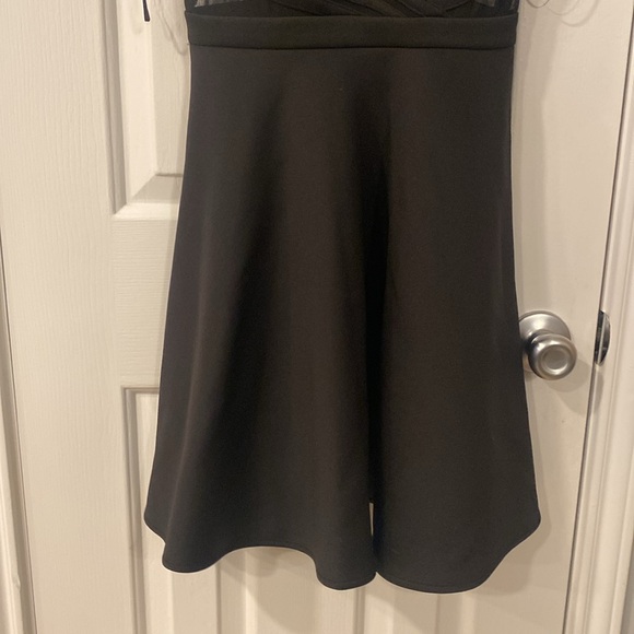 🌷3/15🌷Morgan and Company high neck fit and flare dress- 5 - Picture 6 of 14